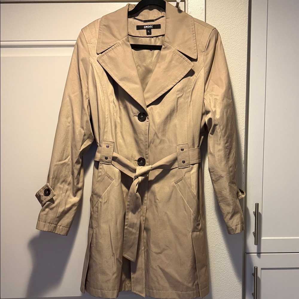 DKNY Women's Beige Trench Coat